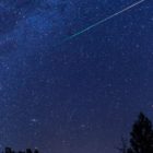 Perzeidi 2025 avgust Meteorski dež 2025 solze svetega Lovrenca bodo najbolj aktivne 11 12 in 13 avgust 2025