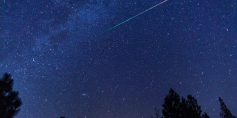 Perzeidi 2025 avgust Meteorski dež 2025 solze svetega Lovrenca bodo najbolj aktivne 11 12 in 13 avgust 2025