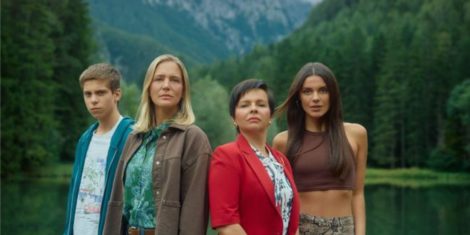 Takšno je življenje je nova slovenska serija, ki na RTV Slovenija prihaja 10.10.2025 z raznolikim naborom igralcev