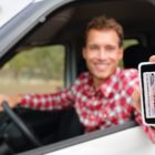 Digitalno vozniško dovoljenje na mobilnem telefonu bo v Sloveniji in Evropski uniji sčasoma postala primarna oblika vozniškega dovoljenja