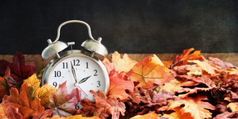 Premik ure 2025 premik ure na zimski čas bo 26.10.2025 (oktober), premikanje ure na poletni čas pa 29.3.2026 (marec) Kdaj se prestavi ura 2025