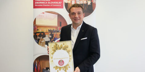 SES Slovenija z zlatim priznanjem za trajnostne prakse v slovenskih nakupovalnih središčih