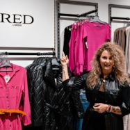 Slovenska blagovna znamka MANA s jesensko zimsko kolekcijo RED predstavlja razširjeno ponudbo in nove trajnostne materiale