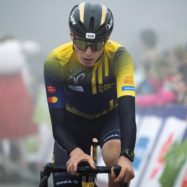 Trener Jan Jovan razkriva, kako pametna ura Huawei Watch GT 6 Pro pomaga kolesarju razumeti moč, hitrost in ritem