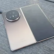 Honor Magic V5 test prepogljivega, tankega, zmogljivega in ambicioznega telefona Honor Magic V5 review