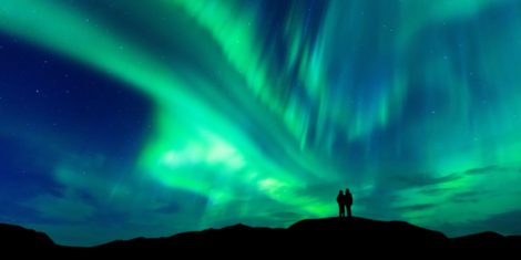 Severni sij nad Slovenijo  zelo močna geomagnetna nevihta razsvetlila nebo nad Slovenijo z vidnim severnim sijem