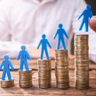 Minimalna plača 2026 bo višja neto bruto višina minimalne plače 2026 bo višja tudi zaradi novega izračuna minimalnih življenjskih stroškov