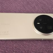 Honor Magic 8 Pro test recenzija telefona, ki prepriča z zaslonom, zoomom in baterijo  Honor Magic 8 Pro review