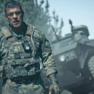 Akcijski film brez inovativnosti znana zgodba v novi preobleki Vojni stroj  War Machine Netflix