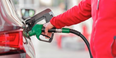 Nove cene goriva od 12. maja 2026 ostajajo nespremenjene za bencin in dizel, kurilno olje bo malenkost cenejše