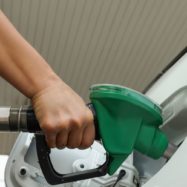 Nove cene goriva od 30. junija 2026, bencin bo dražji, dizel in kurilno olje pa nekoliko cenejša