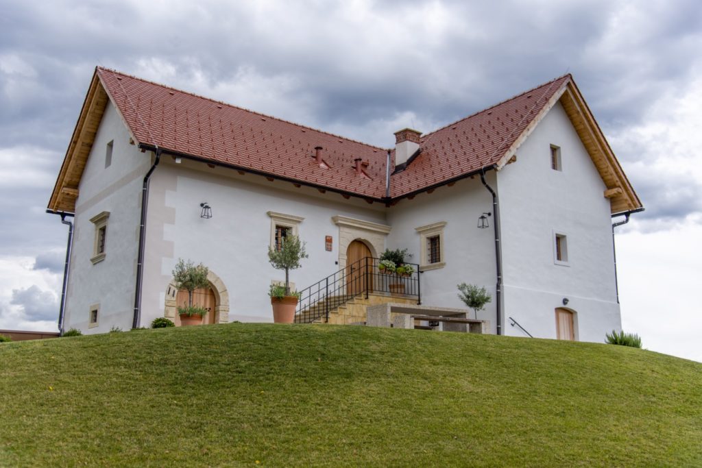 Platforma, na kateri v ospredju niso le ponudbe, ampak ljudje