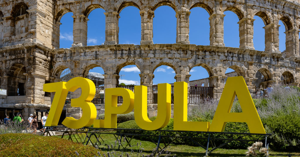 Pula film festival 2026 s 13 imi slovenskimi filmi, med drugim tudi Male stvari in Belo se pere na devetdeset