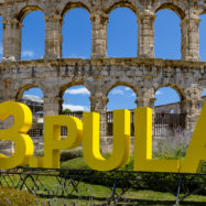 Pula film festival 2026 s 13 imi slovenskimi filmi, med drugim tudi Male stvari in Belo se pere na devetdeset