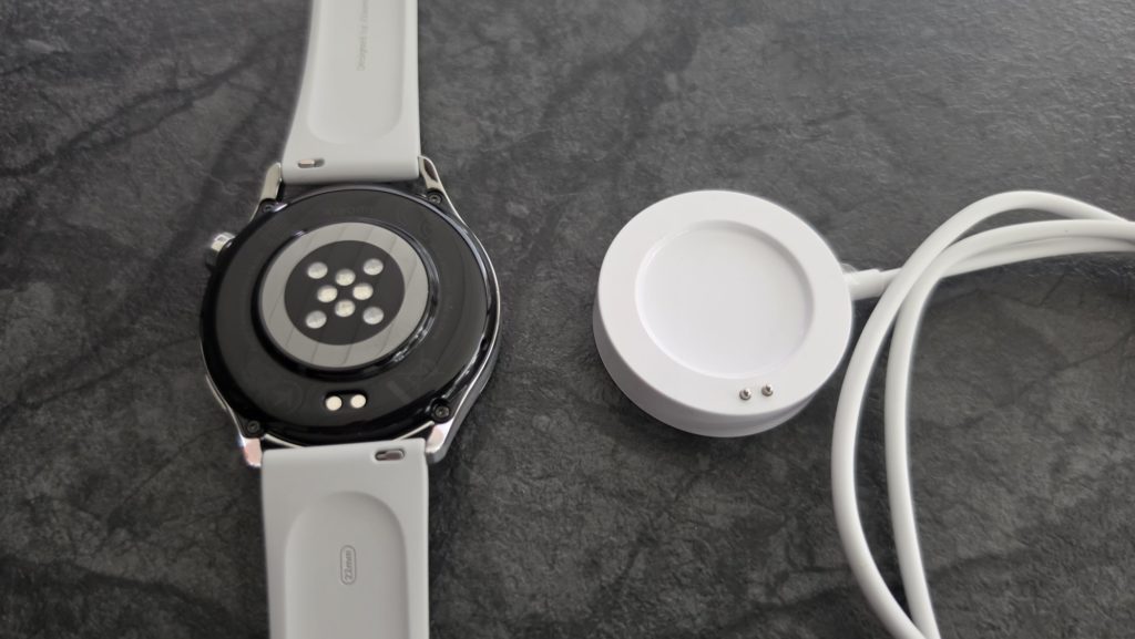 Test Xiaomi Watch S5 46 mm review pametna ura polnjenje 1