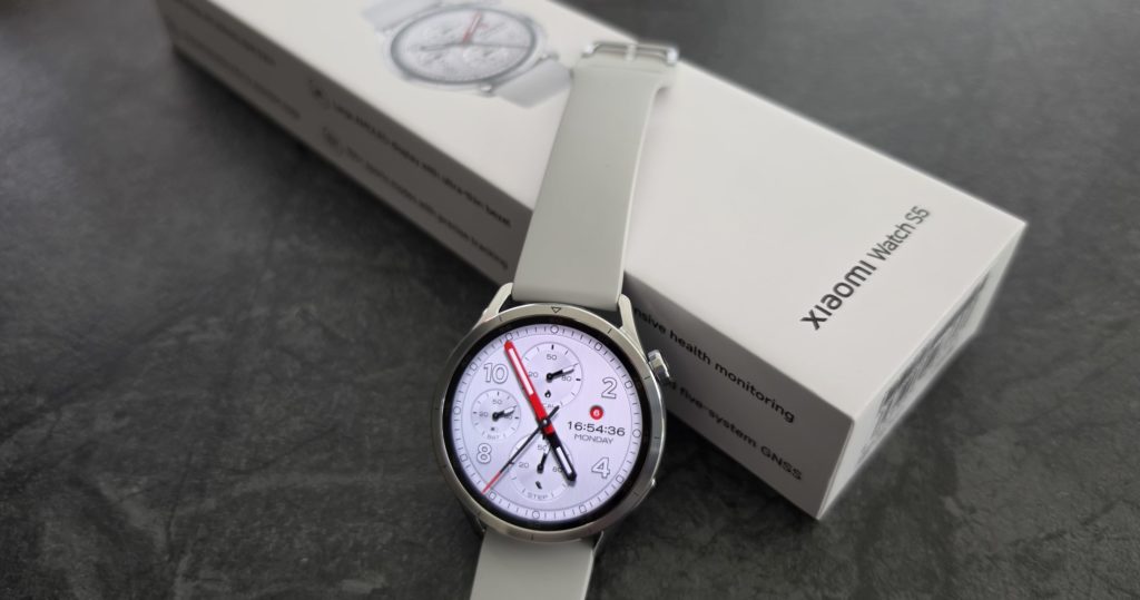 Test Xiaomi Watch S5 46 mm ura z več jekla, več zaslona in več športne samozavesti review Xiaomi Watch S5