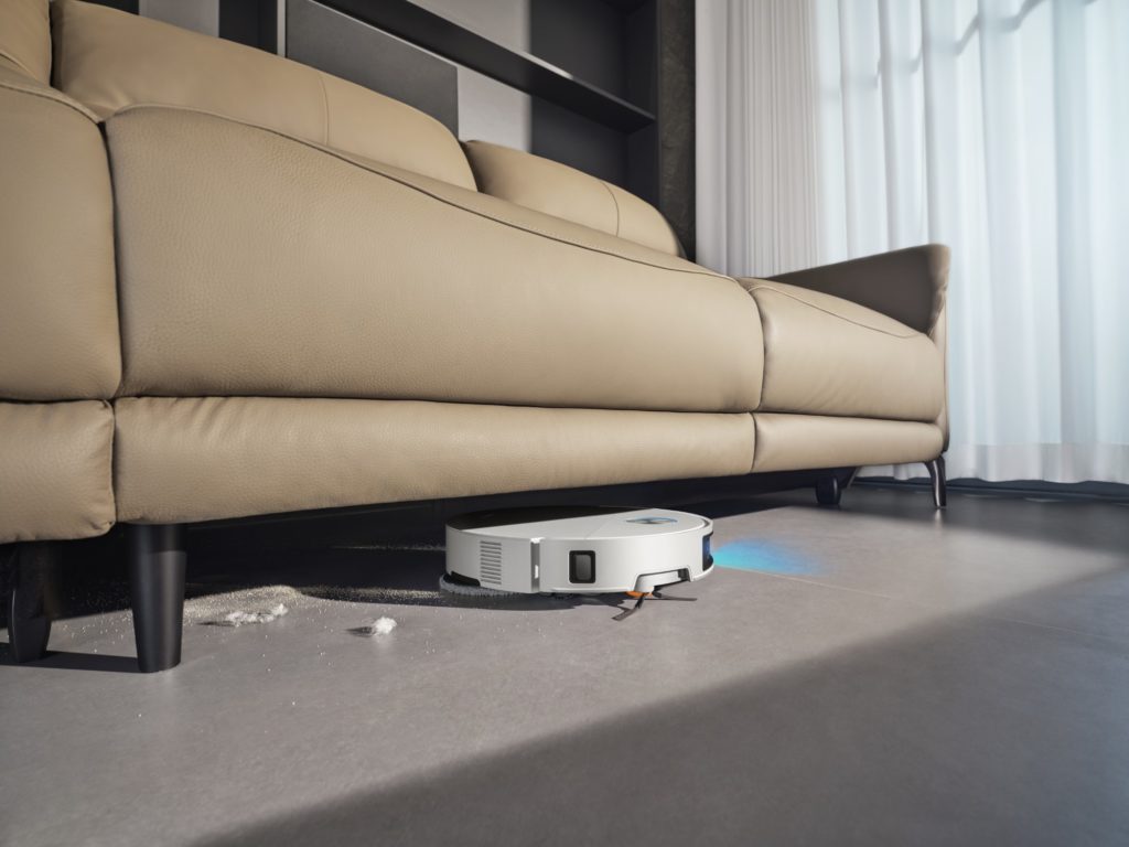 Dreame X60 Ultra Complete sesa tudi pod zofo, TV omarico ali posteljo