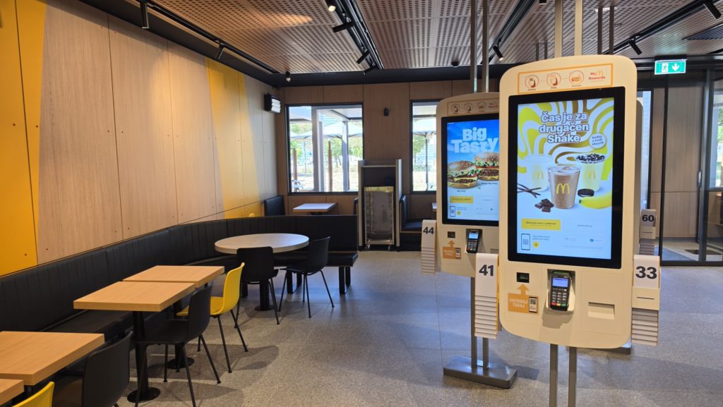 McDonald's Žito Ljubljana prenovljen in ponovno odprt kioski