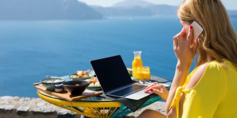 Na dopust varno, povezano in brez digitalnih skrbi