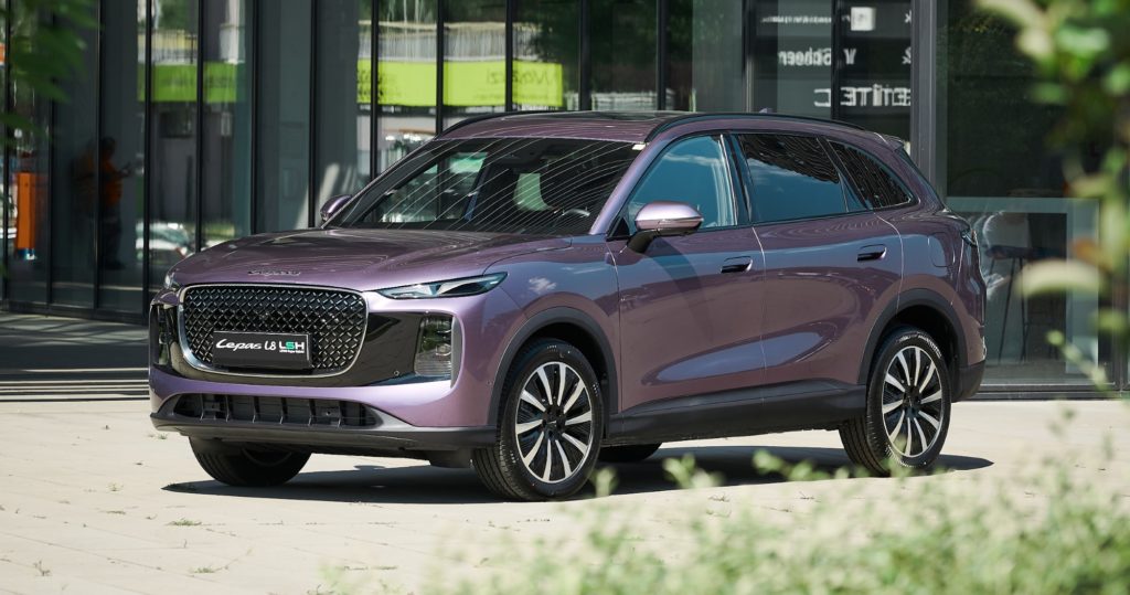 Cena za Lepas L8 PHEV v Sloveniji nižja kot v Italiji in Španiji, saj se začne pri 40.990€