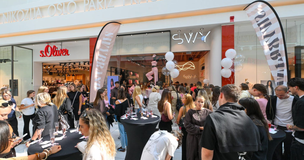 SWY se je v Cityparku preselil na glavno avenijo med trgovini S.Oliver in S.Oliver Black Label ter nasproti trgovine New Yorker