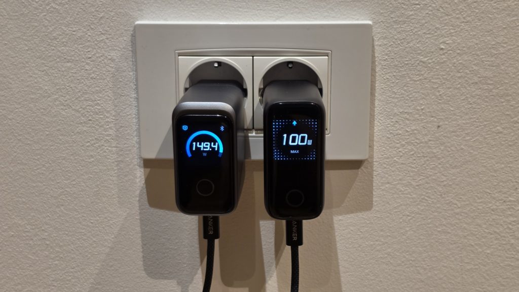Test prenosne baterije Anker Prime Power Bank 26K 300W dojni polnilec 1