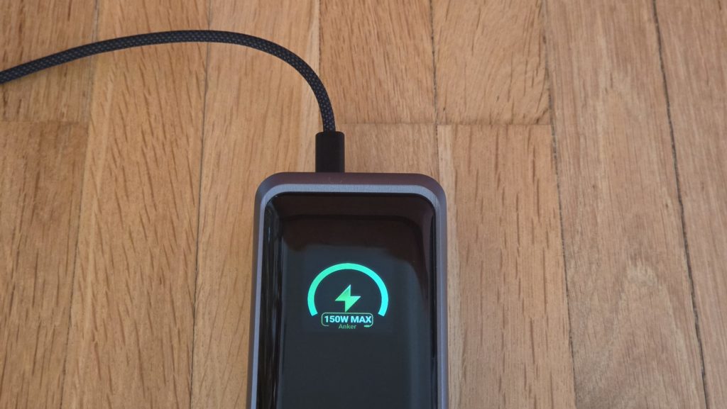 Test prenosne baterije Anker Prime Power Bank 26K 300W polnjenje