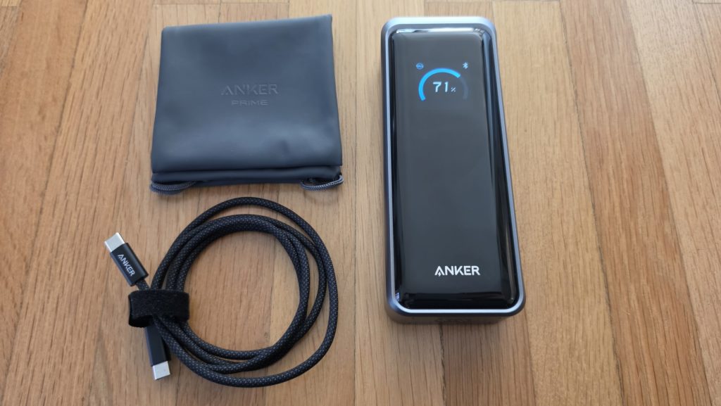 Vsebina škatle Anker Prime Power Bank 26K 300W