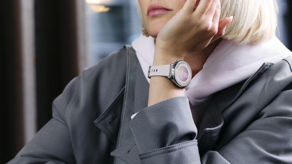 Huawei Watch GT 7 Skriti konec zmanjšuje možnost zatikanja ob oblačila