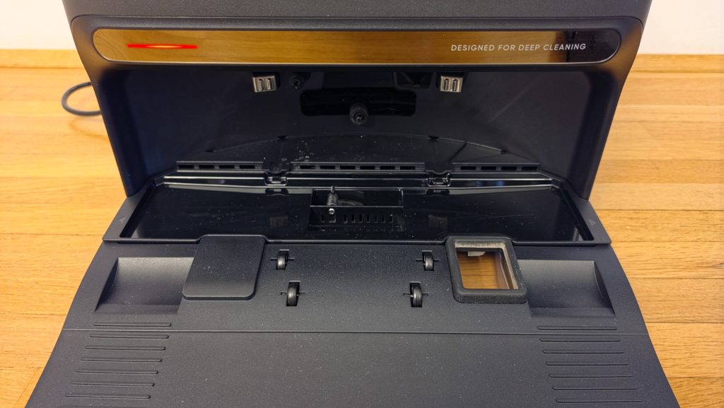 Test Anker eufy Omni C28 Postaja Omni 5v1 prevzame večino opravil po končanem čiščenju